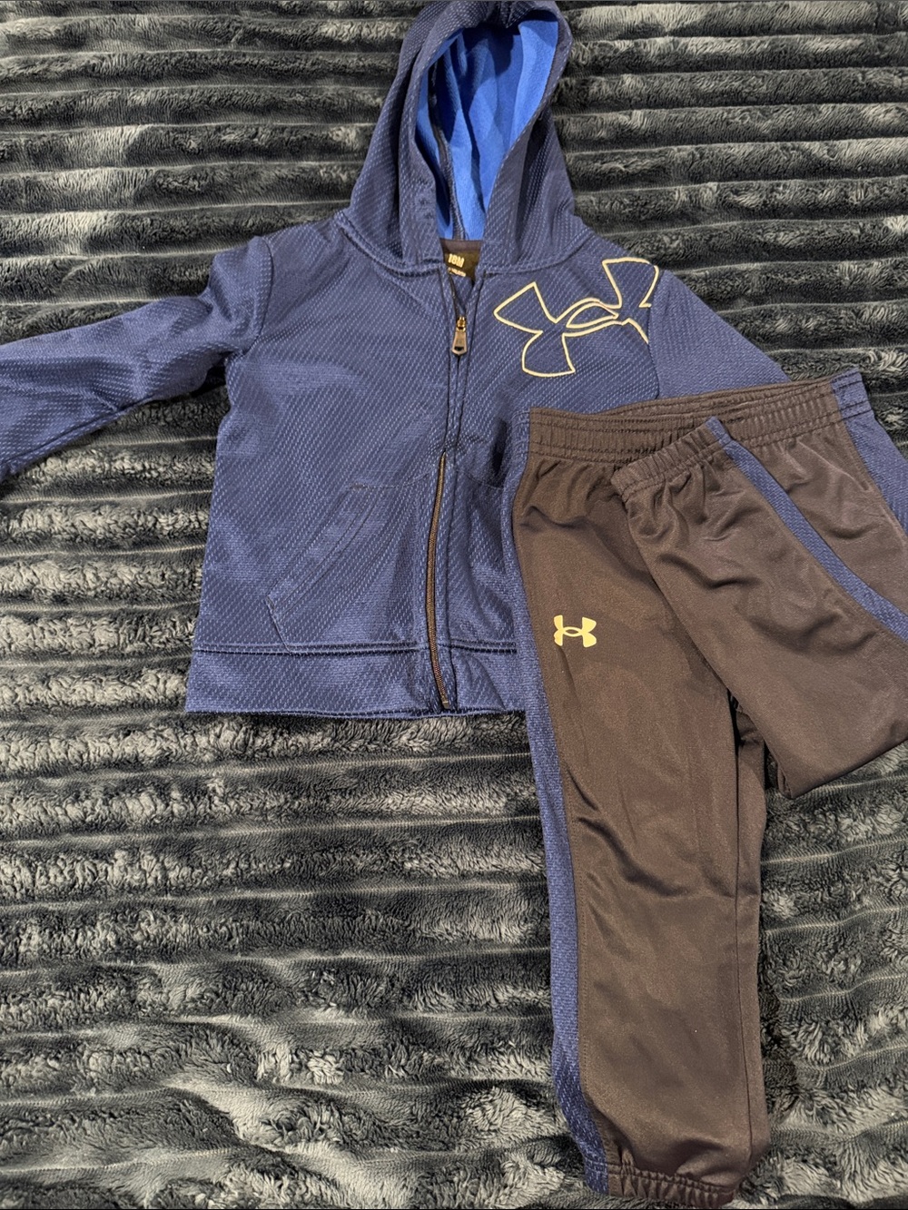 Under Armour Baby Boys 2 Piece Tracksuit Set 18M Hoodie + Pants